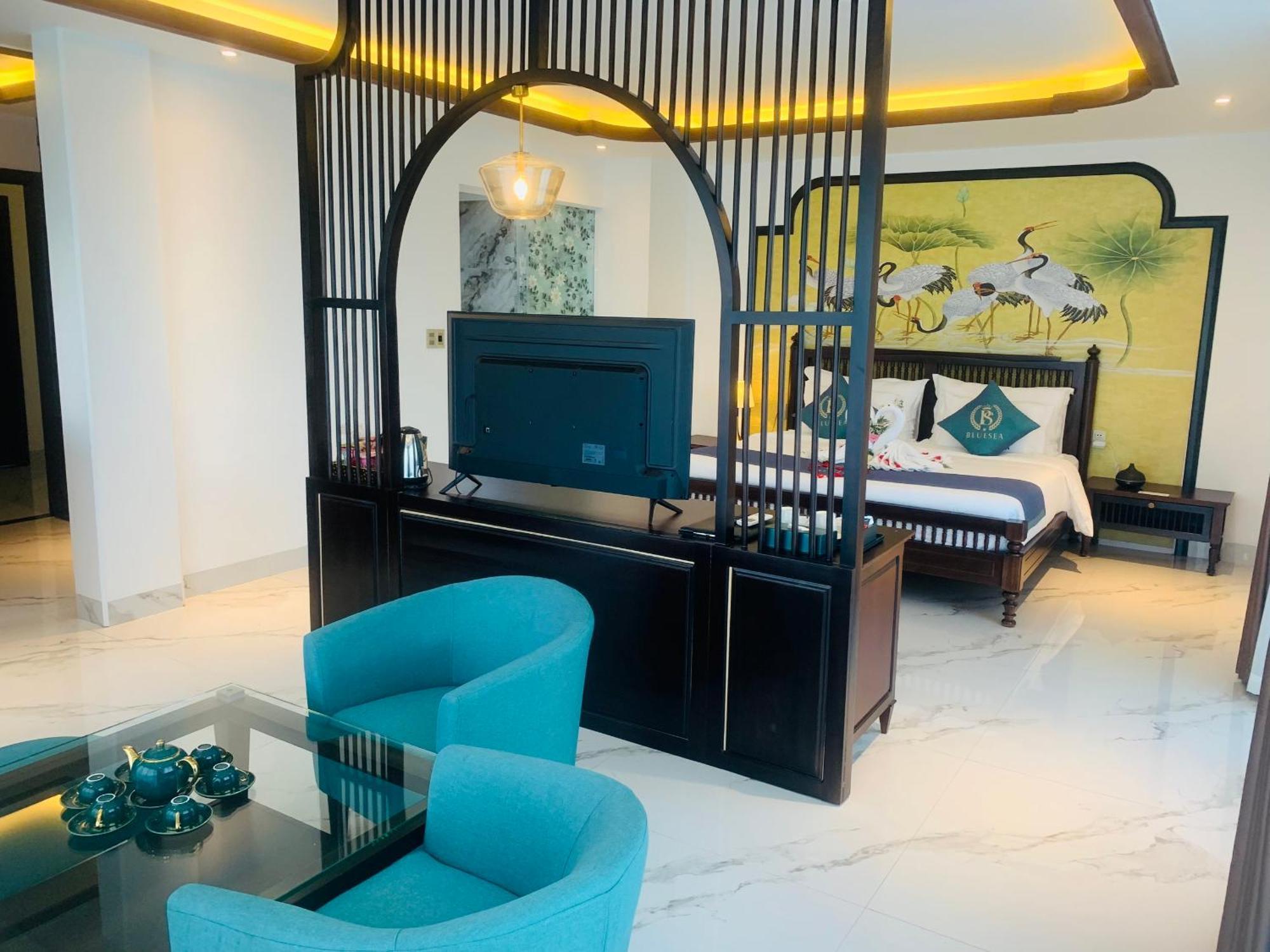 Blue Sea Hue Hotel Bagian luar foto
